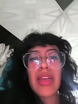 Fun_Everywhere live cam on StripChat