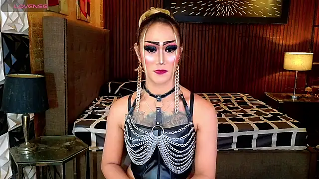 HorseCockDivine webcam