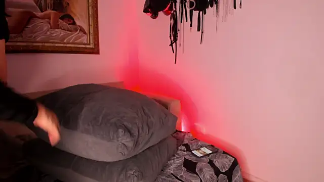 VeronicaSmith_OS Live Web Cam Show