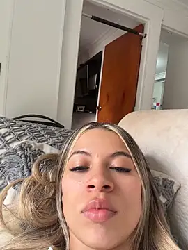 Mia_Rosee1 webcam