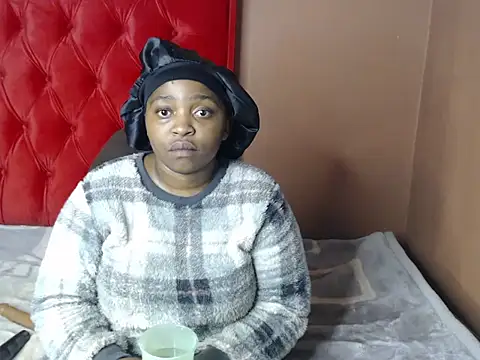 African_Busty webcam