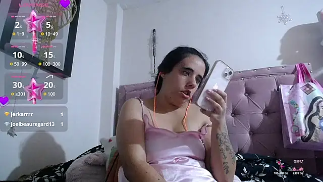 annarose19 webcam