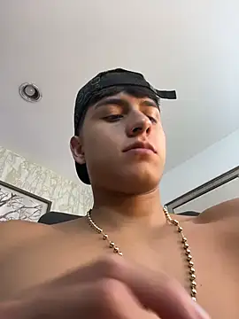 lander_cruz (M twink) - All naked