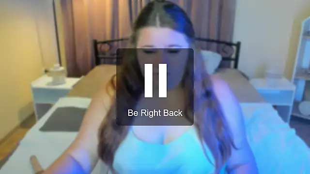 Bella_Blvck live cam on StripChat