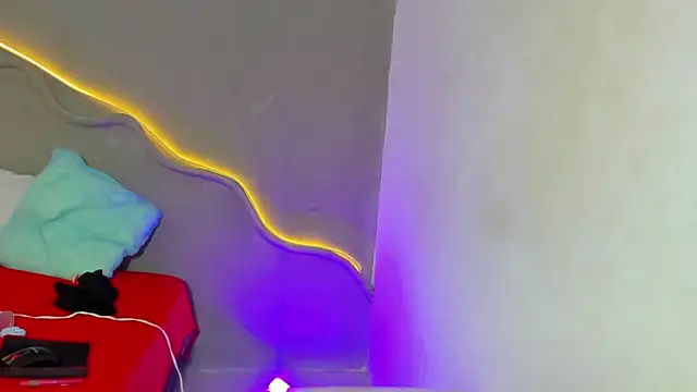sasha__96 - Sasha__96's free webcam - UK Sex Cams
