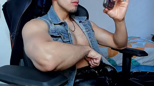 Tommy_Bred webcam
