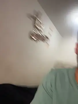 Latino_jr webcam