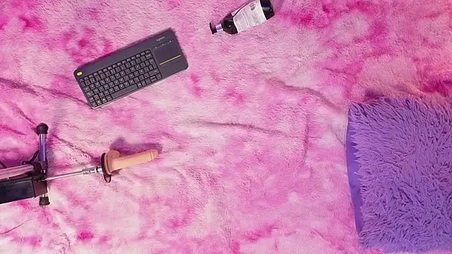 Lolalewis777 webcam