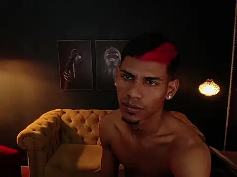 chris_jacks1 live cam on StripChat