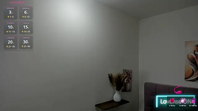 Lux_wish live cam on StripChat
