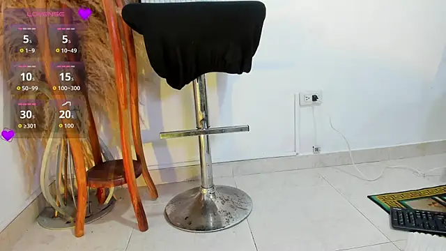 Abril_Baileyy webcam