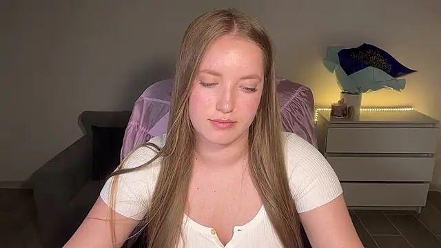 EvaMaddison webcam