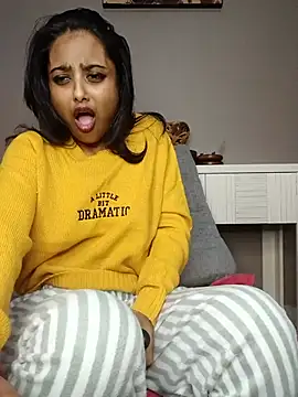 littlemissdevil69 live sex cam