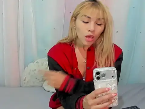 aliissa_more webcam
