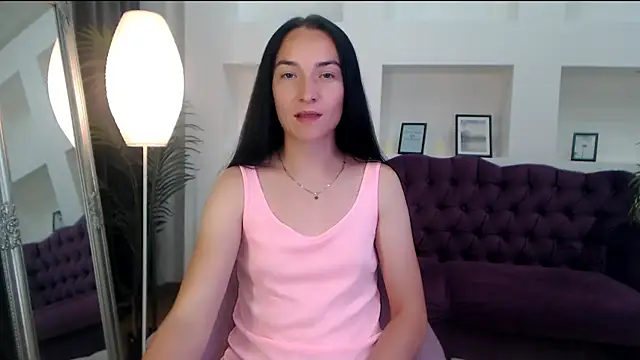 Yr_Shy_Bae webcam
