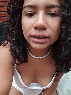 TamaraaHoney webcam