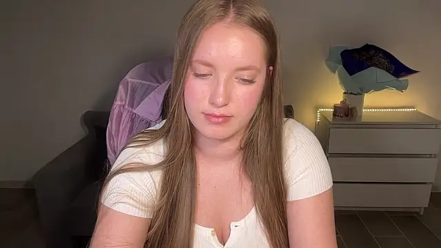 EvaMaddison webcam