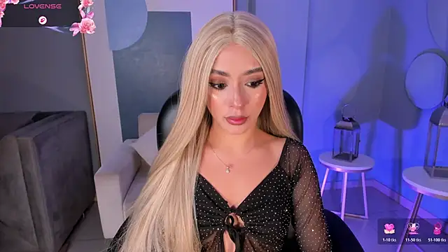 IsabellaMoreau webcam