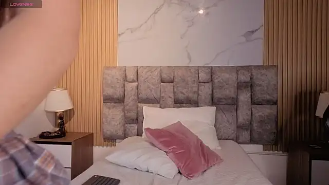 celeste_collins_ webcam
