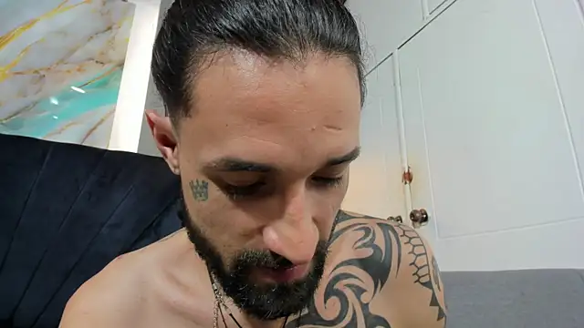 Alexx_val webcam