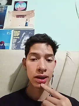 heyy_noah11 Live Web Cam Show