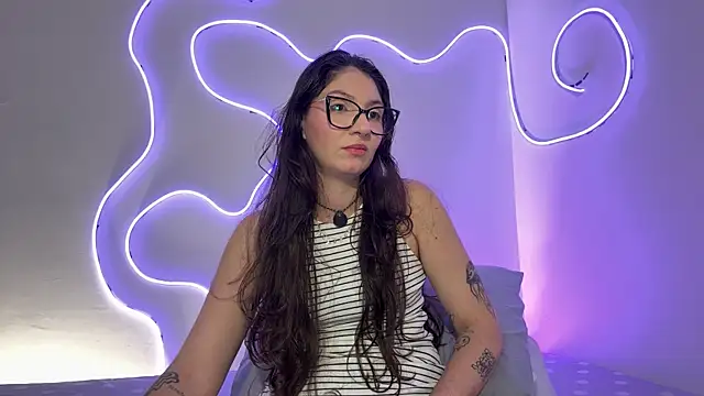 DianaSato webcam