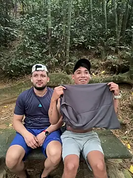 Colombianitos_RawLive