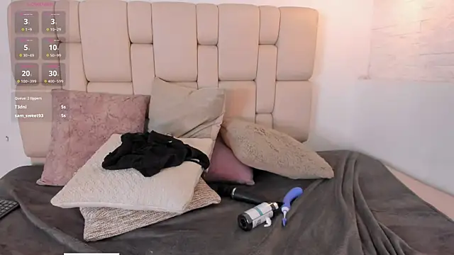 Sarah_GothicGirl live sex cam