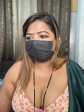 Oh-Monika87 webcam