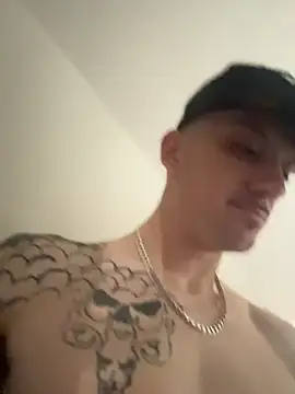 Twist_N_Tease webcam