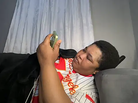 Sexybella-97 webcam
