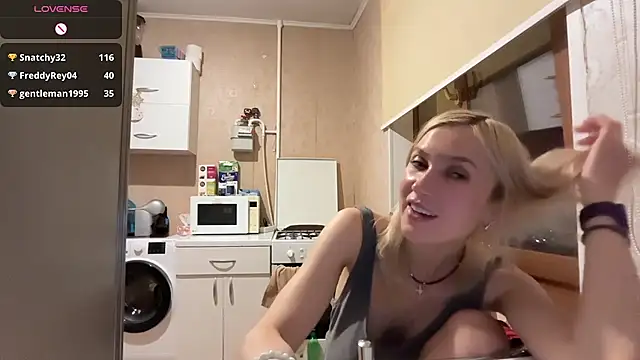 AngelJeni webcam