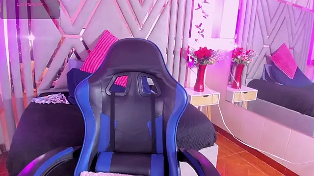 adri_rivera webcam