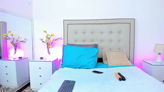 Paulynavera webcam