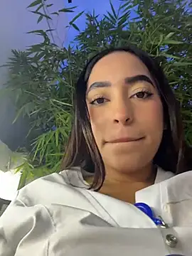 MiaCamille_ webcam
