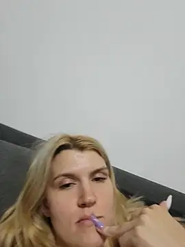 LyaExoticStar webcam
