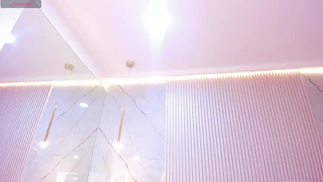 kimberly_montiel webcam
