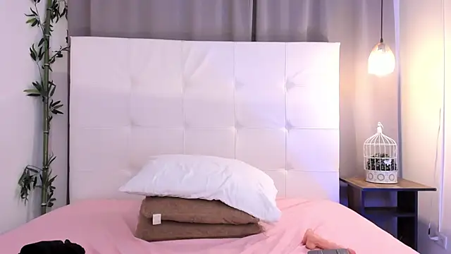 Samantha_Lenox webcam