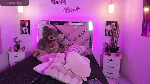 Karly_moon webcam