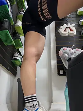 kim_monti webcam