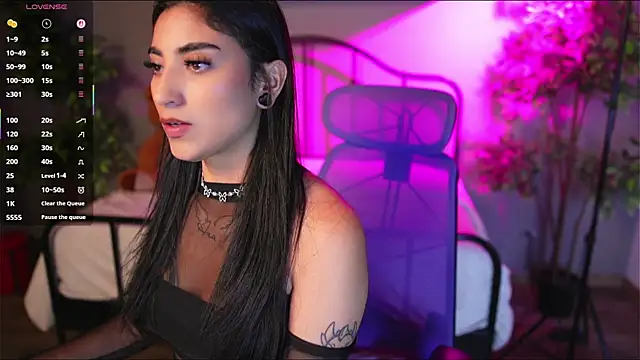 Emma_Lirys webcam