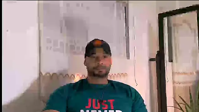 musclehetero webcam