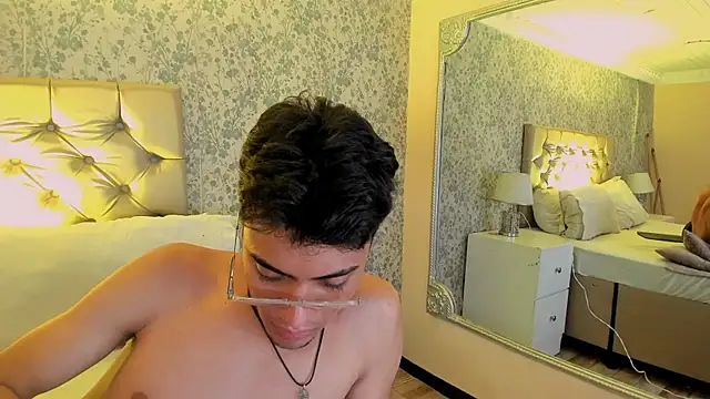 DannTaylor webcam