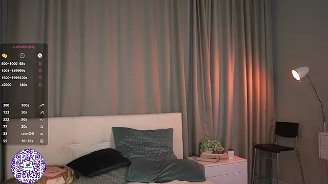 TracieArrocha webcam