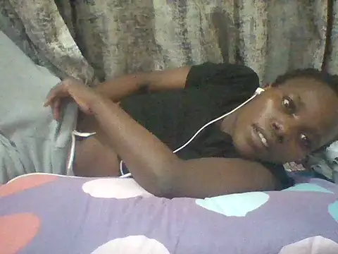tina_2030 webcam