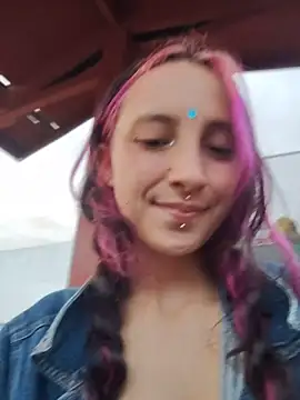 _Laary_Lily webcam