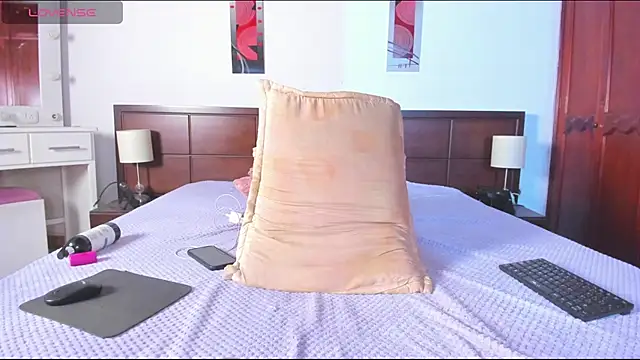 MiaMarin_hot webcam