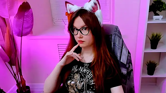 CarolGiggly webcam