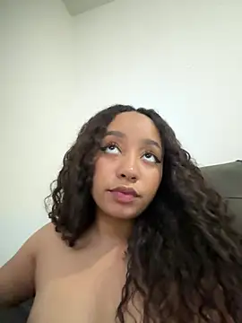 _AyK_ live sex cam