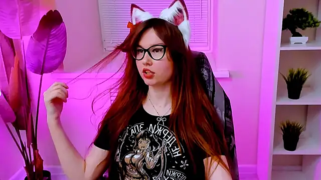 CarolGiggly webcam